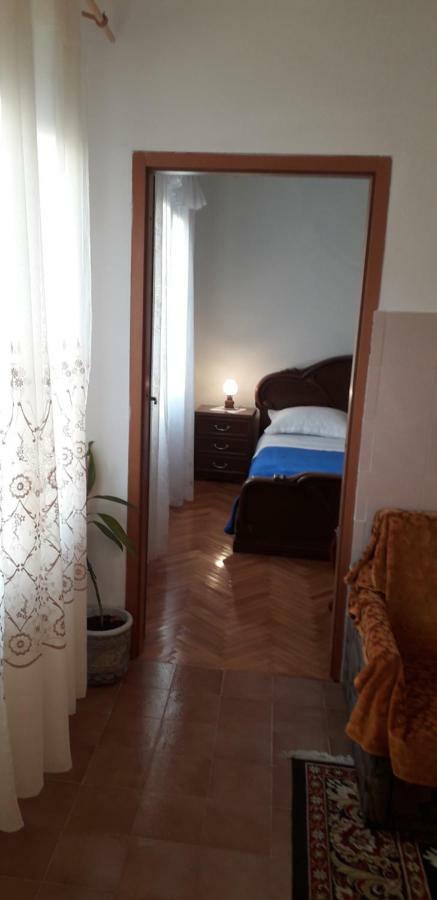 Apartments Bilic Віс Екстер'єр фото